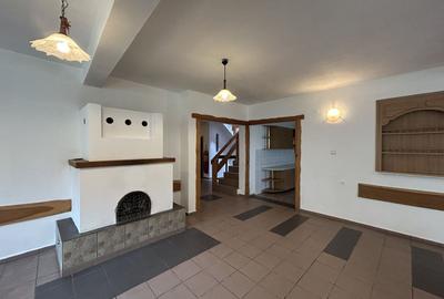 Casă individuală cu 21 camere cu Canalizare în Central - 9