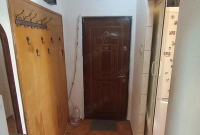 Apartament cu 3 camere semidecomandat în Bularga - 9