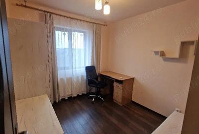 Apartament cu 3 camere decomandat în Central - 3