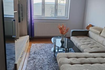 Apartament cu 2 camere decomandat în Central - 1