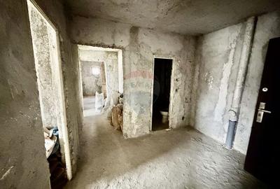 Apartament cu 4 camere - 1