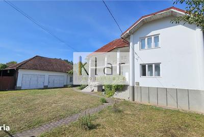 Casă cu 6 camere cu Teren 2000 Mp în Zimbor - 4