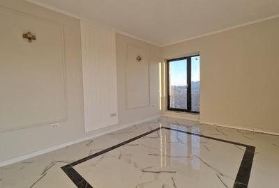 Apartament cu 3 camere decomandat în Theodor Pallady