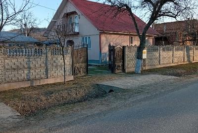 Casă individuală cu 5 camere cu Teren 1800 Mp în Voinești - 2