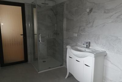 Casa noua P+E+M la cheie zona ultracentrala - 10