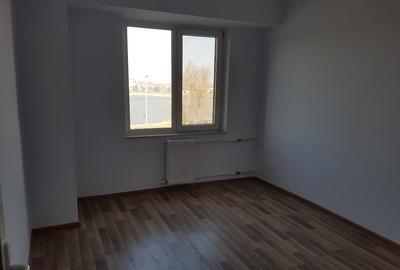 Apartament 2 camere loc Pelican, et 2, posibilitate terasa / PROPRIETAR - 3