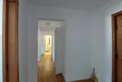 Vand 3 camere decomandat - 3