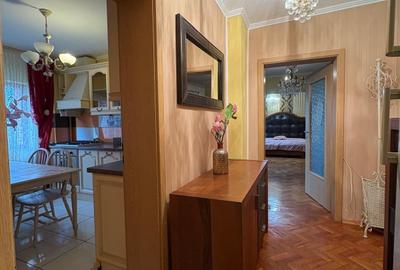 Apartament cu 4 camere semidecomandat, mobilat în Moșilor - 21