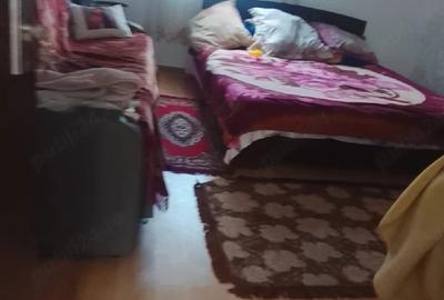 Casă cu 3 camere cu Teren 300 Mp în Central - 1