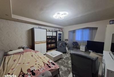 Apartament cu 3 camere în Traian - 4