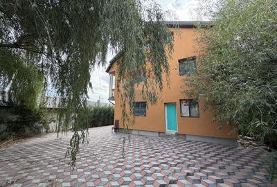 Casă individuală cu 8 camere cu Canalizare în Vulturu - 16