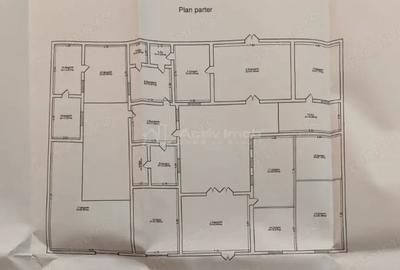 Casă cu Teren 1439 Mp în Socol - 5
