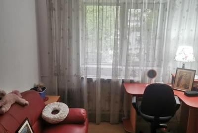 Apartament cu 3 camere, mobilat în Ferentari - 11