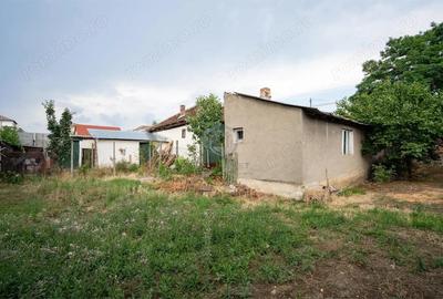 Casa singur in curte, cu dublu front stradal, cu garaj in Iosia - 12