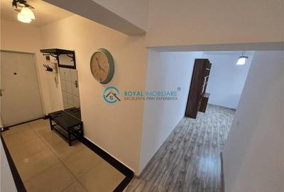Royal Imobiliare - Vanzare apartament 3 camere zona 9 Mai - 14