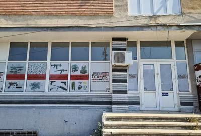 Spațiu comercial, de 93 mp, în Rovine - 4