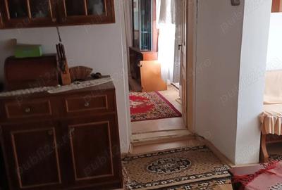 Casă cu 6 camere cu Teren 1000 Mp în Lița - 4