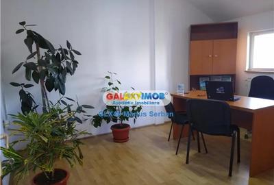 Spațiu comercial, de 20 mp, în Central - 4