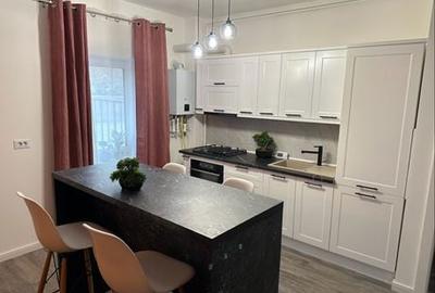 Apartament cu 2 camere decomandat în Central - 2