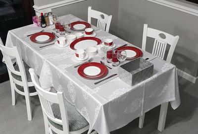 Casă cu Teren 900 Mp în Central