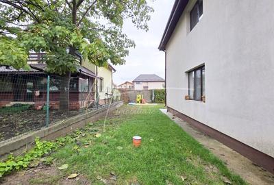 Stil, confort si liniste - casa perfecta pentru familia ta - 15