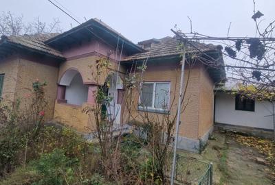 MINERI - CASA 4 CAMERE SUPRAFATA 97 MP, TEREN 3300 MP - 2