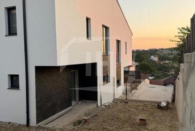 Duplex 4 camere, 3 bai, 357 teren - 2