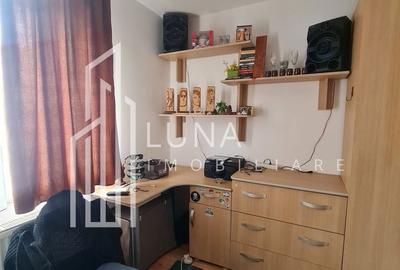 Apartament cu 3 camere semidecomandat în Central - 2