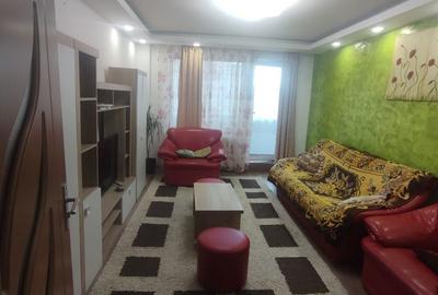 Apartament cu 3 camere decomandat în Tudor - 1