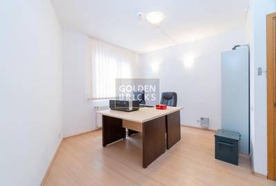 Universitate | 4 minute metrou | 100 mp in vila | 3 birouri - 2