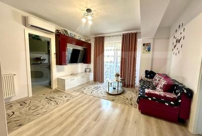 Apartament de vanzare, cu 2 camere, mobilat si utilat - zona Centrala