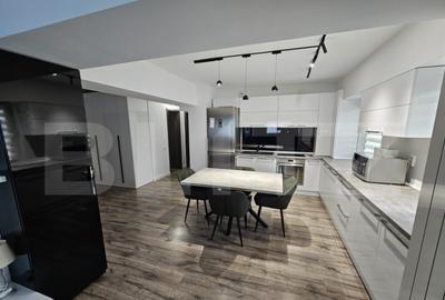 Apartament cu 3 camere, 83 mp, etaj 2, Craiovita Noua, zona - 11