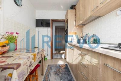 Apartament de vanzare cu doua camere, decomandat - str Cornisa Bistritei Bacau! - 4