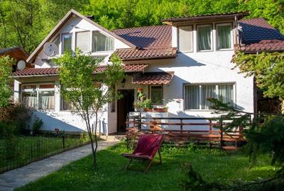 Casă cu 4 camere cu Teren 300 Mp în Mărișel - 4
