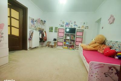 Casă cu 7 camere cu Teren 1227 Mp în Negru Vodă - 14
