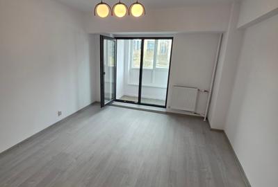 Apartament cu 3 camere decomandat în P-ța Unirii - 3