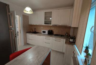 Apartament cu 2 camere decomandat, mobilat în Sebastian - 1