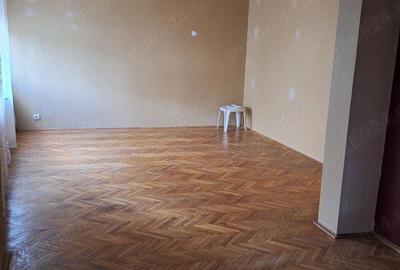 Inchiriez apartament 3 camere , ZONA TRAIAN ( MALUL MURESULUI ) - 8