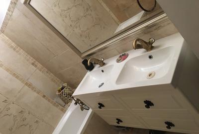 Str Londra Apartament cu 3 camere de inchiriat- 2 balcoane - 5