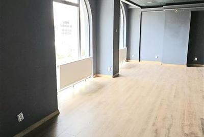 Spațiu comercial, de 112 mp, în Faleza Nord - 3