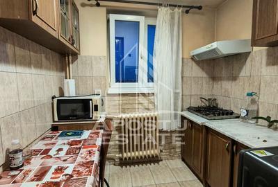 Apartament cu 2 camere, etaj intermediar, zona Circumvalatiunii - 6