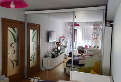 Apartament cu 3 camere decomandat în Central - 2