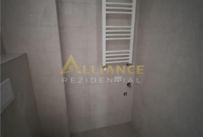 Garsonieră decomandată în Central - 8