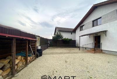 Casă cu 7 camere cu Teren 272 Mp în Central