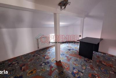 Casă cu 6 camere cu Teren 30 Mp în Apărătorii Patriei - 11