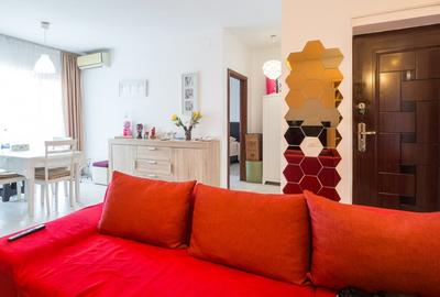 Apartament mobilat si utilat modern, in Titan, Rasarit de Soare