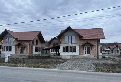Casă cu 4 camere în Central - 7