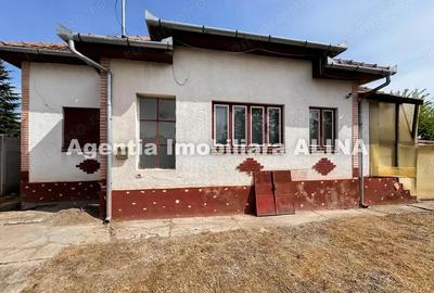 Casa 3 camere in Satul Cristur, zona centrala, Jud. Hunedoara, teren intravilan 744 mp... - 1