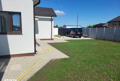 Casă cu 3 camere cu Teren 450 Mp în Central - 8