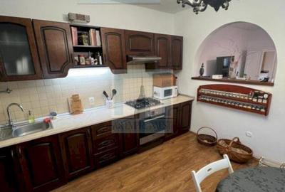 Casa singur in curte - zona Schei (ID:12393) - 4